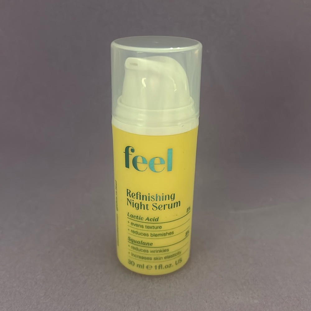 Feel Refinishing Night Serum